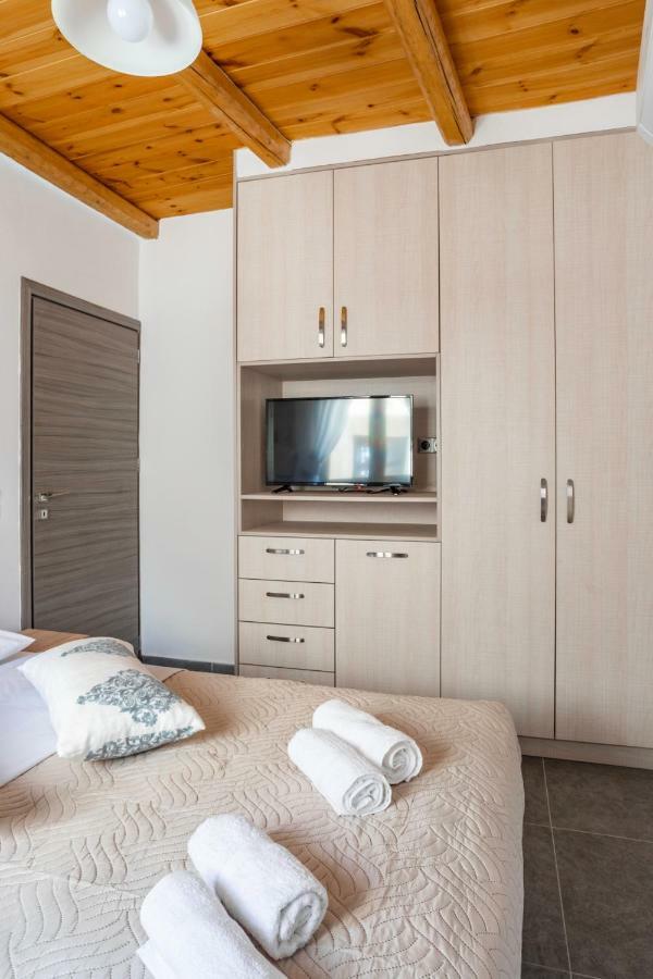 Marilena Natural Stone House, By Hellocrete Pigí Extérieur photo