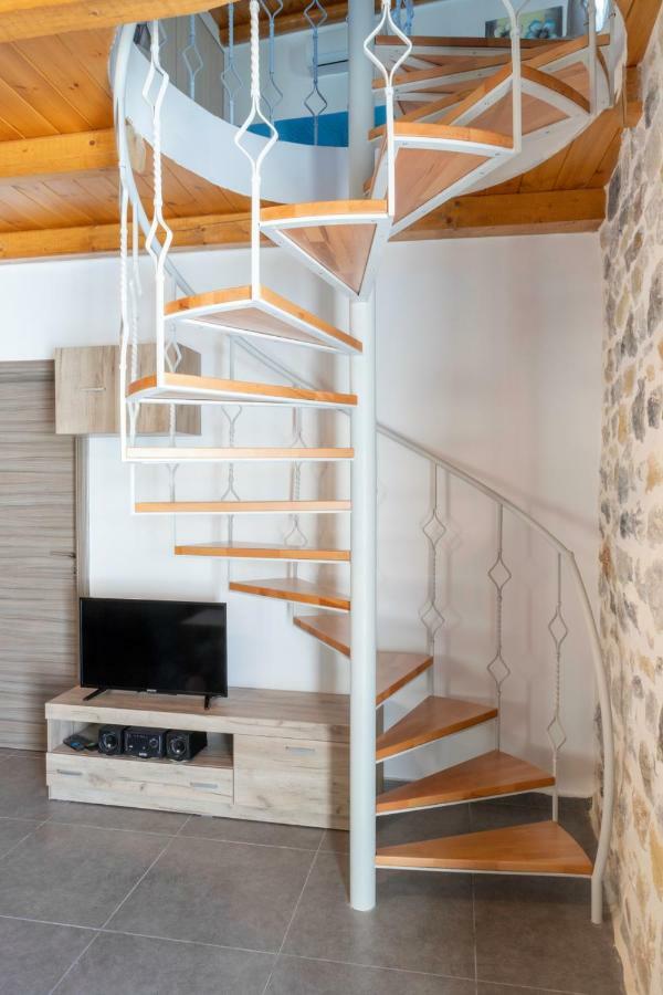 Marilena Natural Stone House, By Hellocrete Pigí Extérieur photo